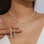 مجموعة مجوهرات ساحرة مرصعة بالكريستال الزركونيا البراقة